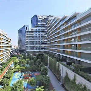 The Superior Living Batisehir Apartment