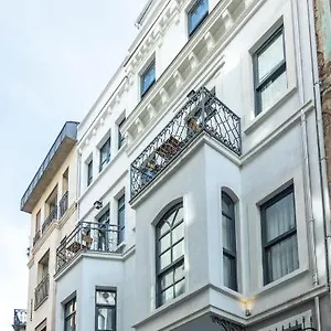 Nm Beyoglu Apartment