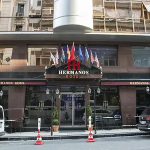 Hotel Hermanos, Istanboel
